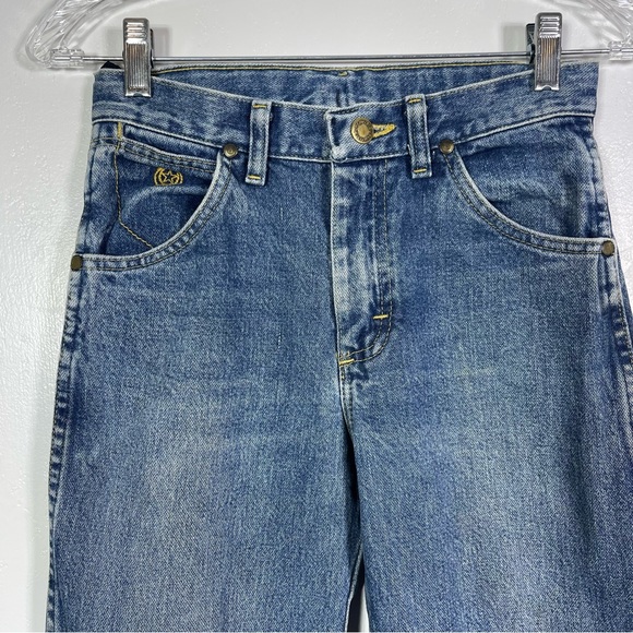 Wrangler Jeans Boys 12 Reg. Adjustable Waist. Excellent condition. Wear on hem. - Picture 2 of 8